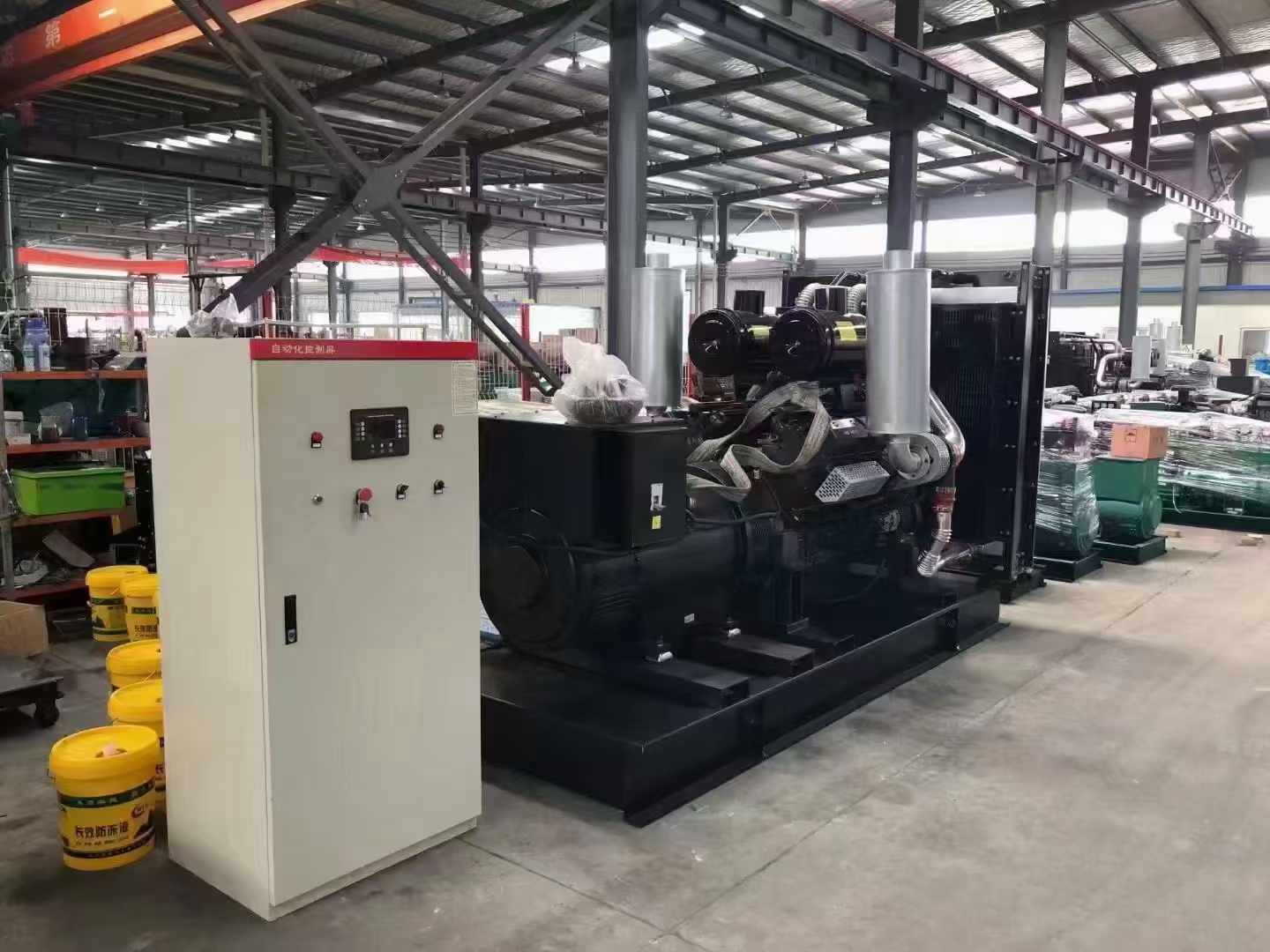 龙华柴油发电机运行时的噪音和振动水平如何?