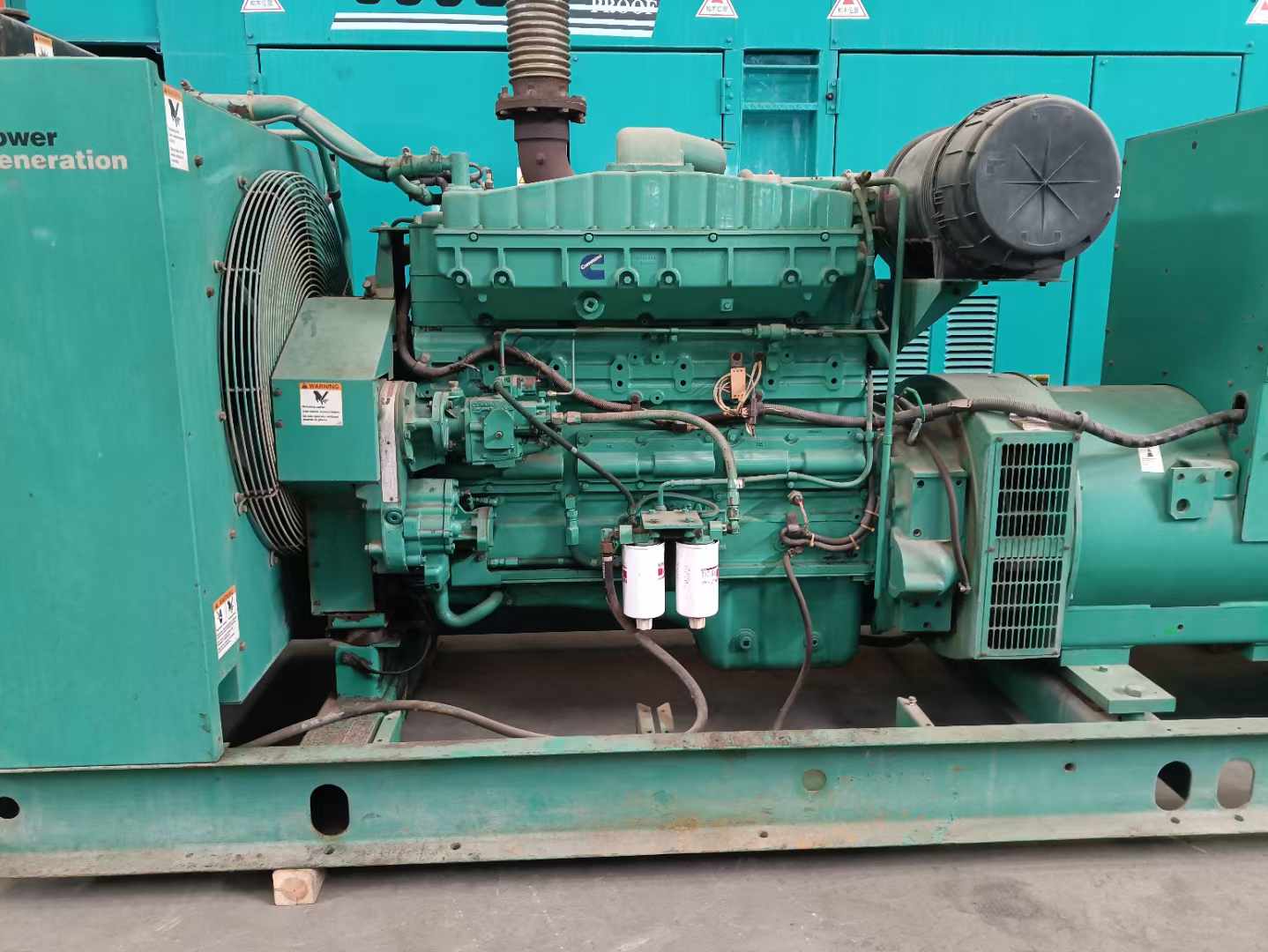 龙华过载会对 600kW 柴油发电机组造成哪些损害？